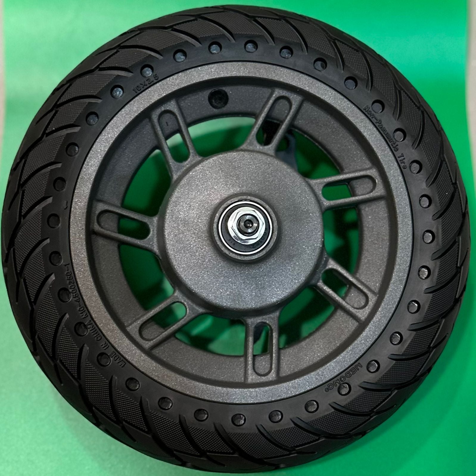 60/70-6.5 Ninebot G30D G30LD 2 Gen Reifen Schwarz mit Vollgummi Felge Bremse